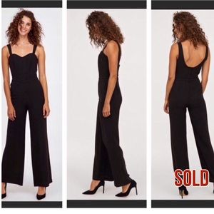 NWT Black Sleeveless Woven Jumpersuit